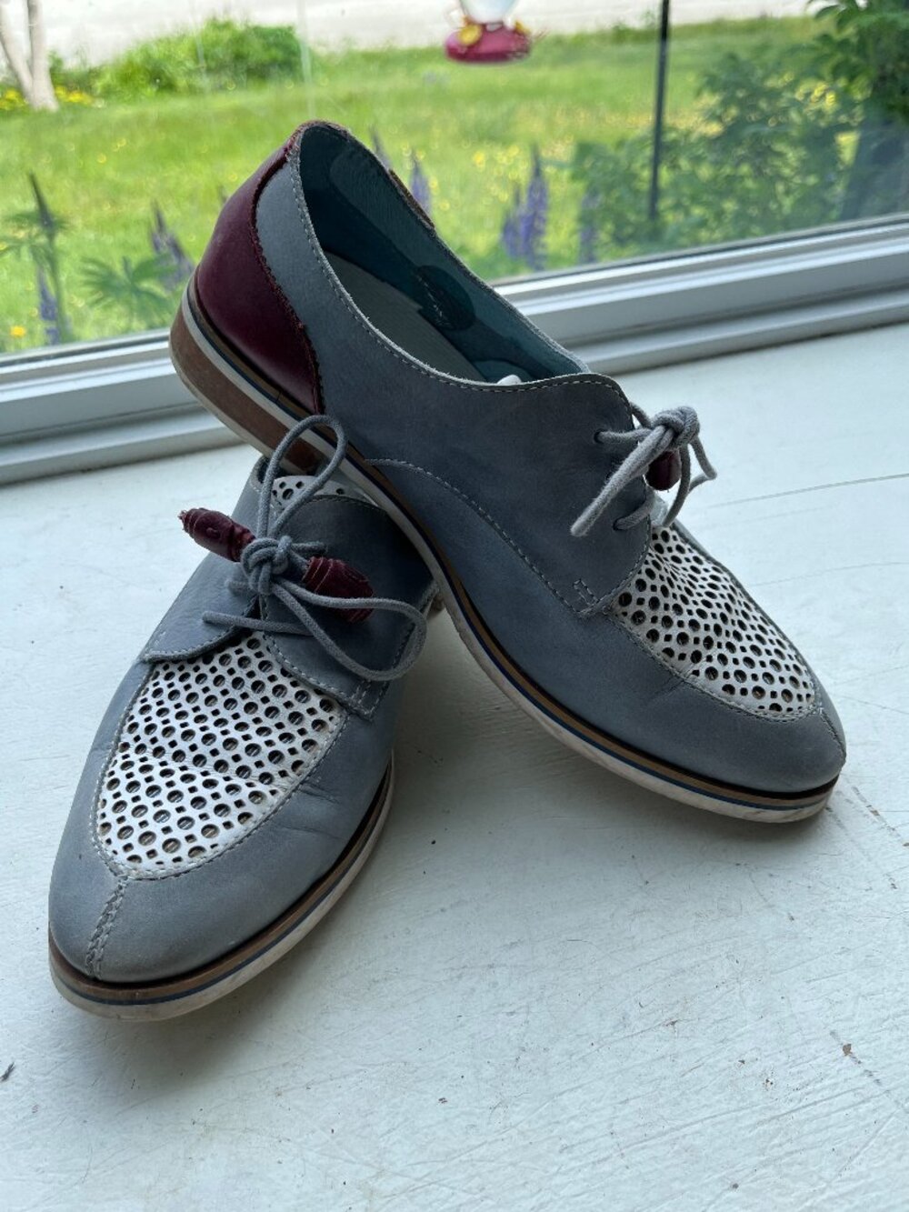 Smart and Unique Pikolinos Size 7.5